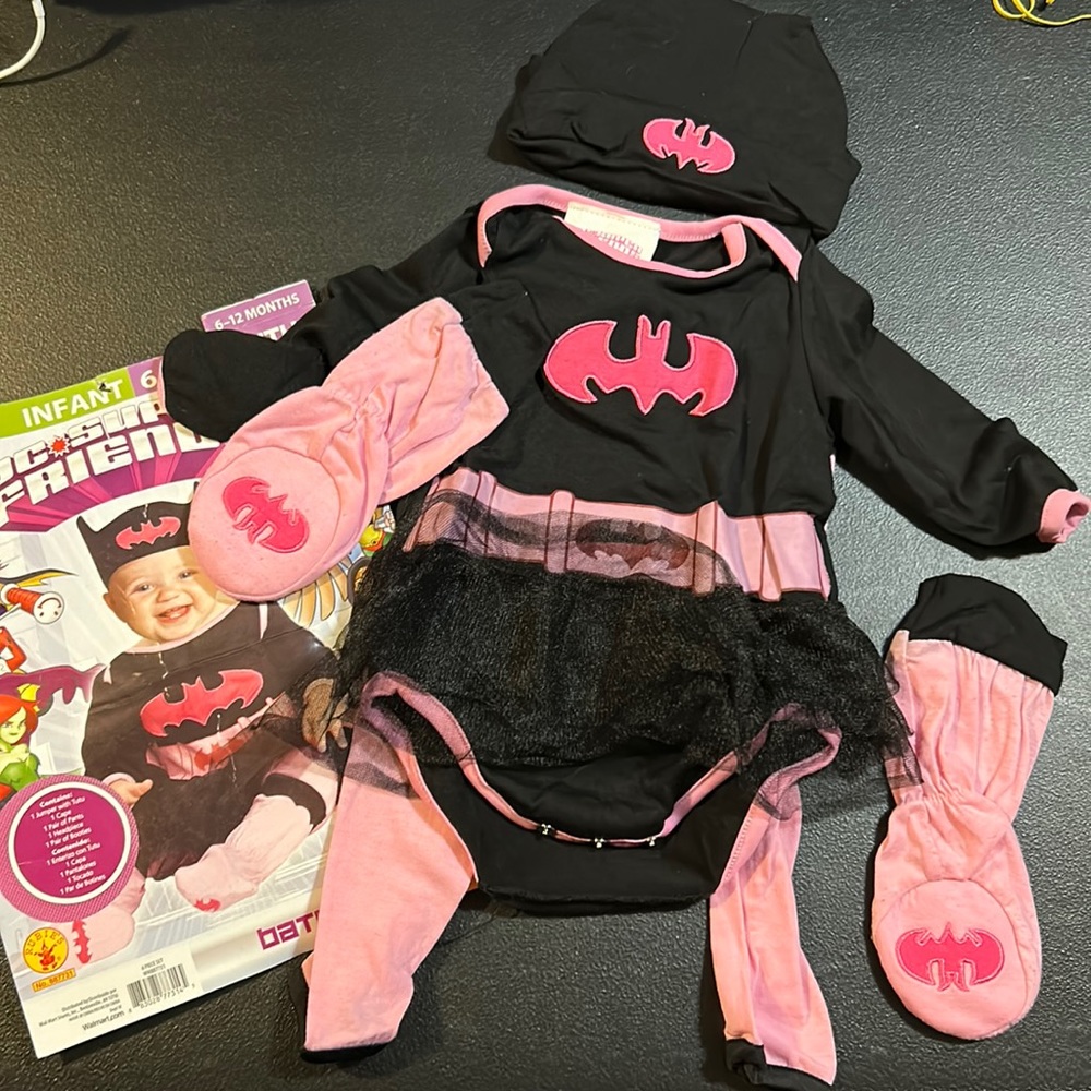 DC Super Friends Batgirl costume 6-12 months